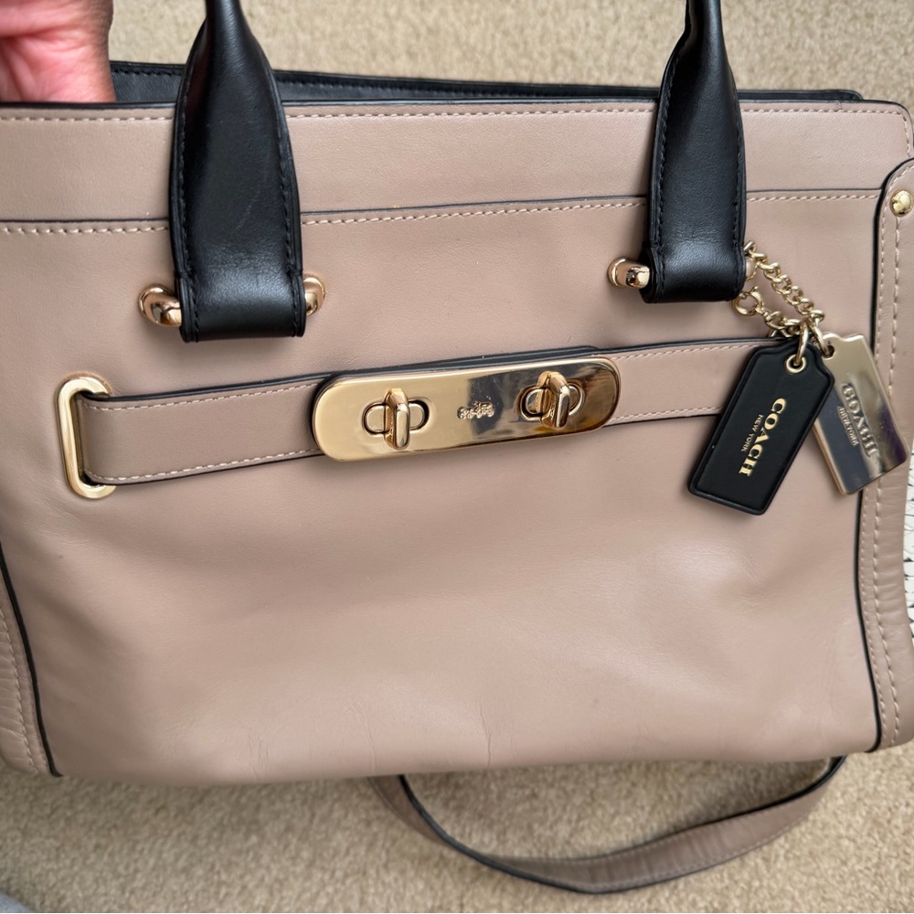 Coach Swagger Colorblock with Embossed Python - Picture 3 of 12